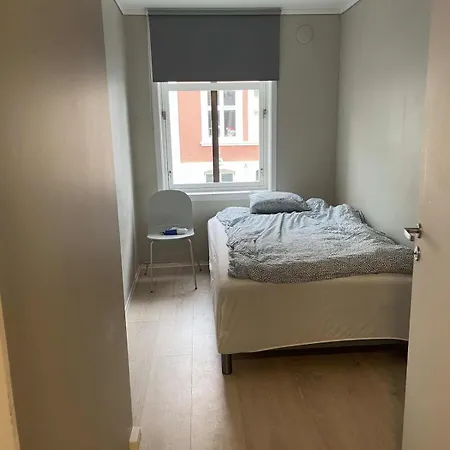 Center With Balcony Apartment Bergen