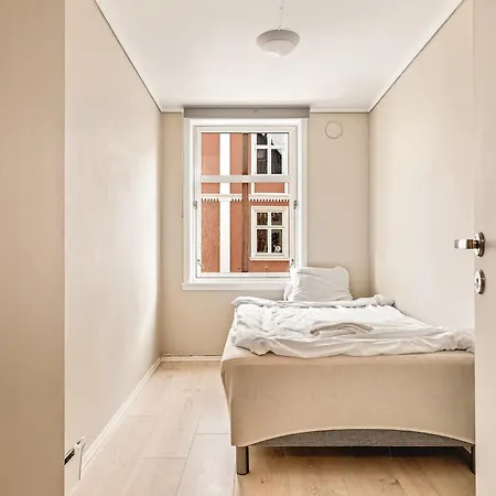 Center With Balcony Apartman Bergen