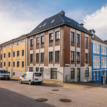 Center With Balcony